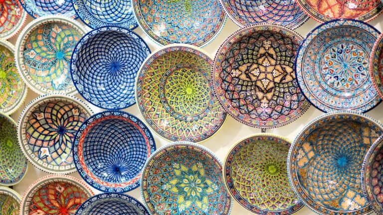 How to Create Stunning Pottery Glazes at Home
